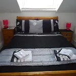 The Oakland Guest House