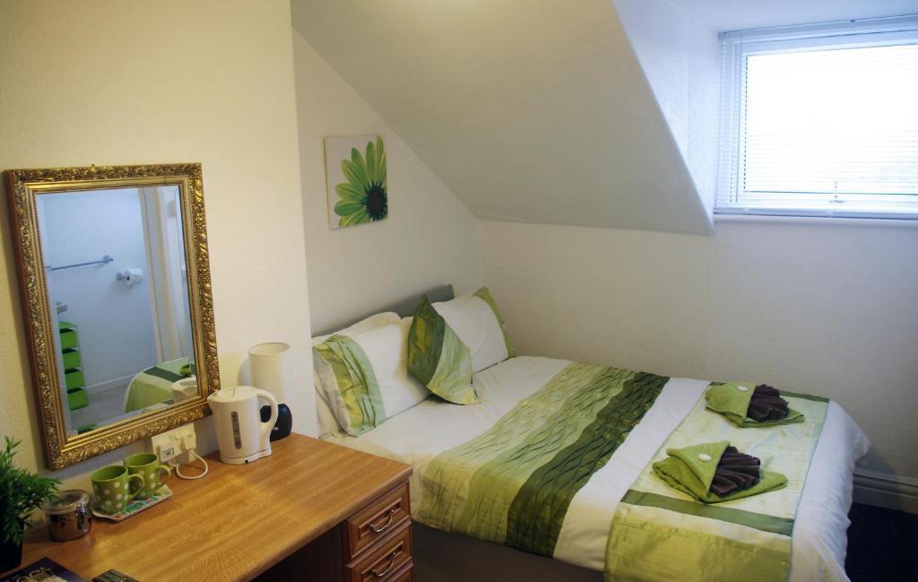 The Oakland Guest house Blackpool